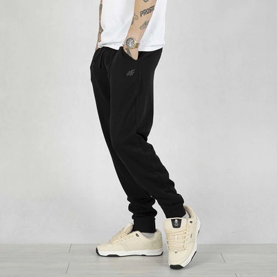 Spodnie dresowe 4F Joggery M603 czarne