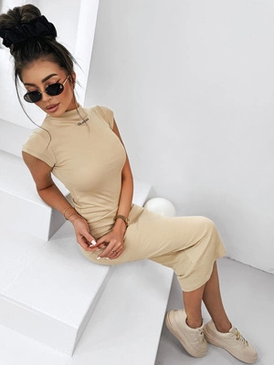 Sukienka Olavoga Mel beżowa