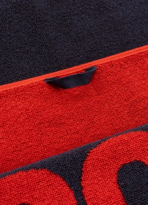 Ręcznik Kąpielowy Pit Bull Gym Hilltop czerwono czarny