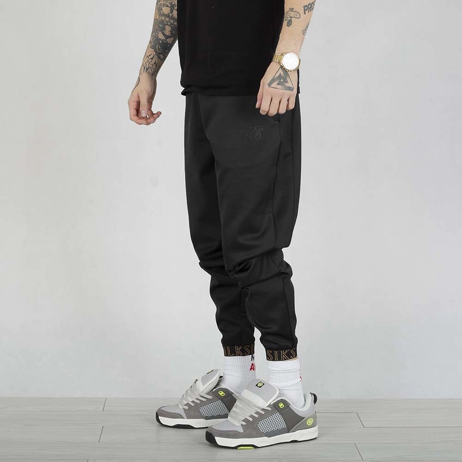 Spodnie dresowe SikSilk SS-26769 Joggers czarne