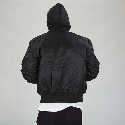 Kurtka Alpha Industries MA-1D-Tec 133104 czarno czarna 