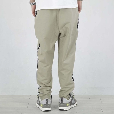 Spodnie dresowe Pit Bull Tape Nugget jasna oliwka