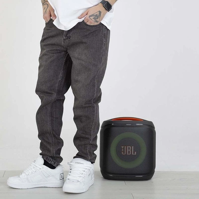 Spodnie Mass Tapered Fit Signature 2.0 czarne sprane