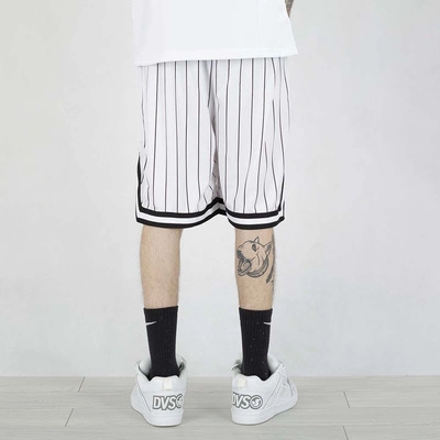 Krótkie Spodenki Karl Kani Small Signature Pinstripe Mesh 6014921 białe