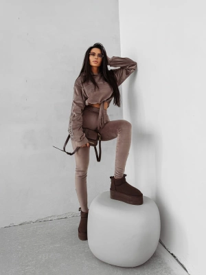 Komplet dresowy Olavoga Velvet Aura beżowy