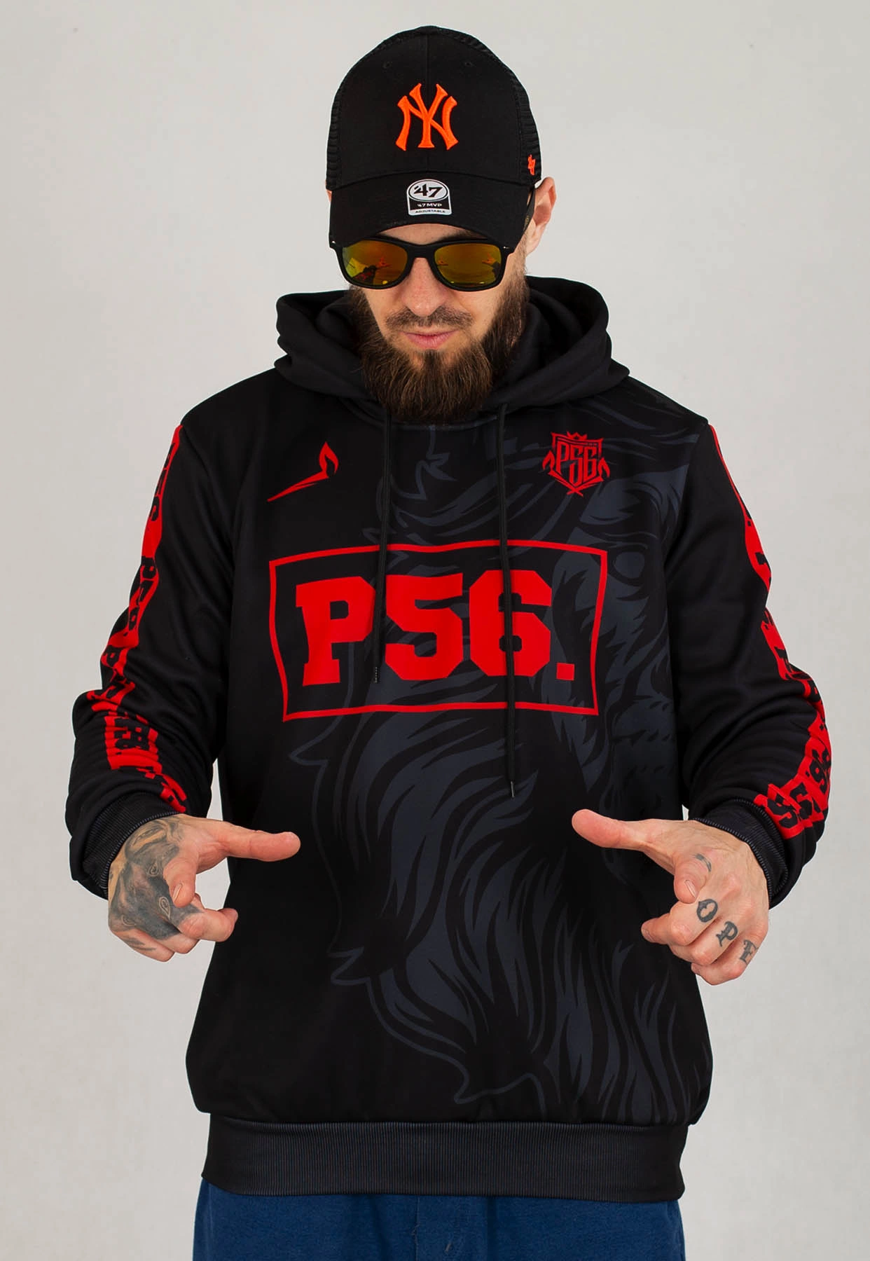 Bluza Dudek P56 Hoodie Lion Football czarno czerwona