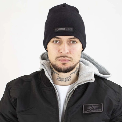 Zimowa czapka Ciemna Strefa Napis czarna