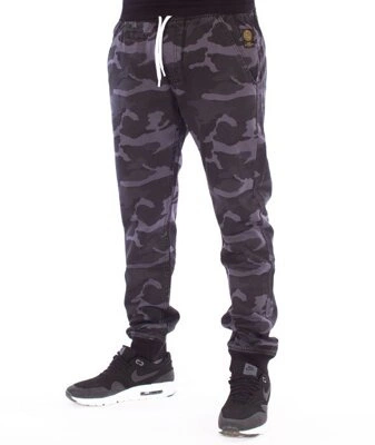 Mass-Classics Jogger Pants Spodnie Black Camo