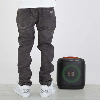 Spodnie Mass Tapered Fit Signature 2.0 czarne sprane