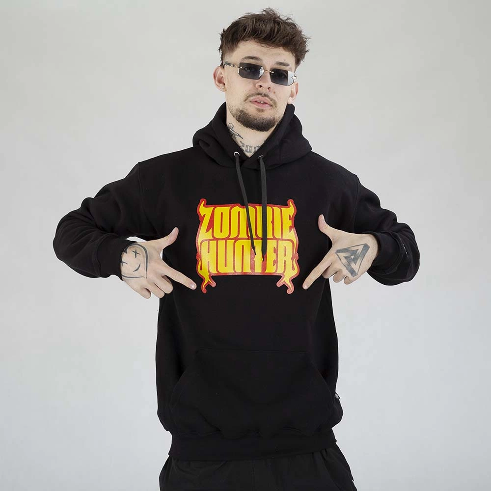 Bluza Brain Dead Familia Zombie Hunter czarna